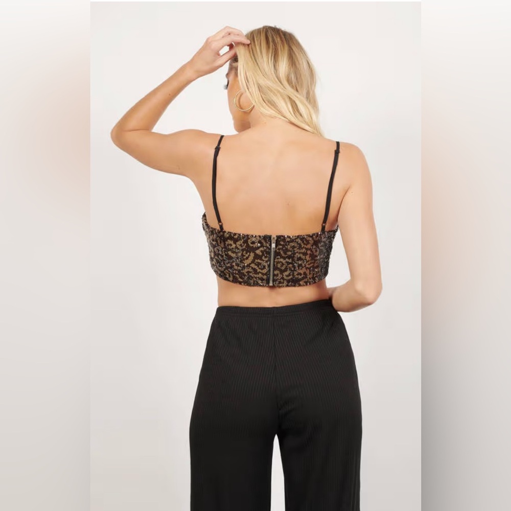 Black and Gold Patterned Crop Top